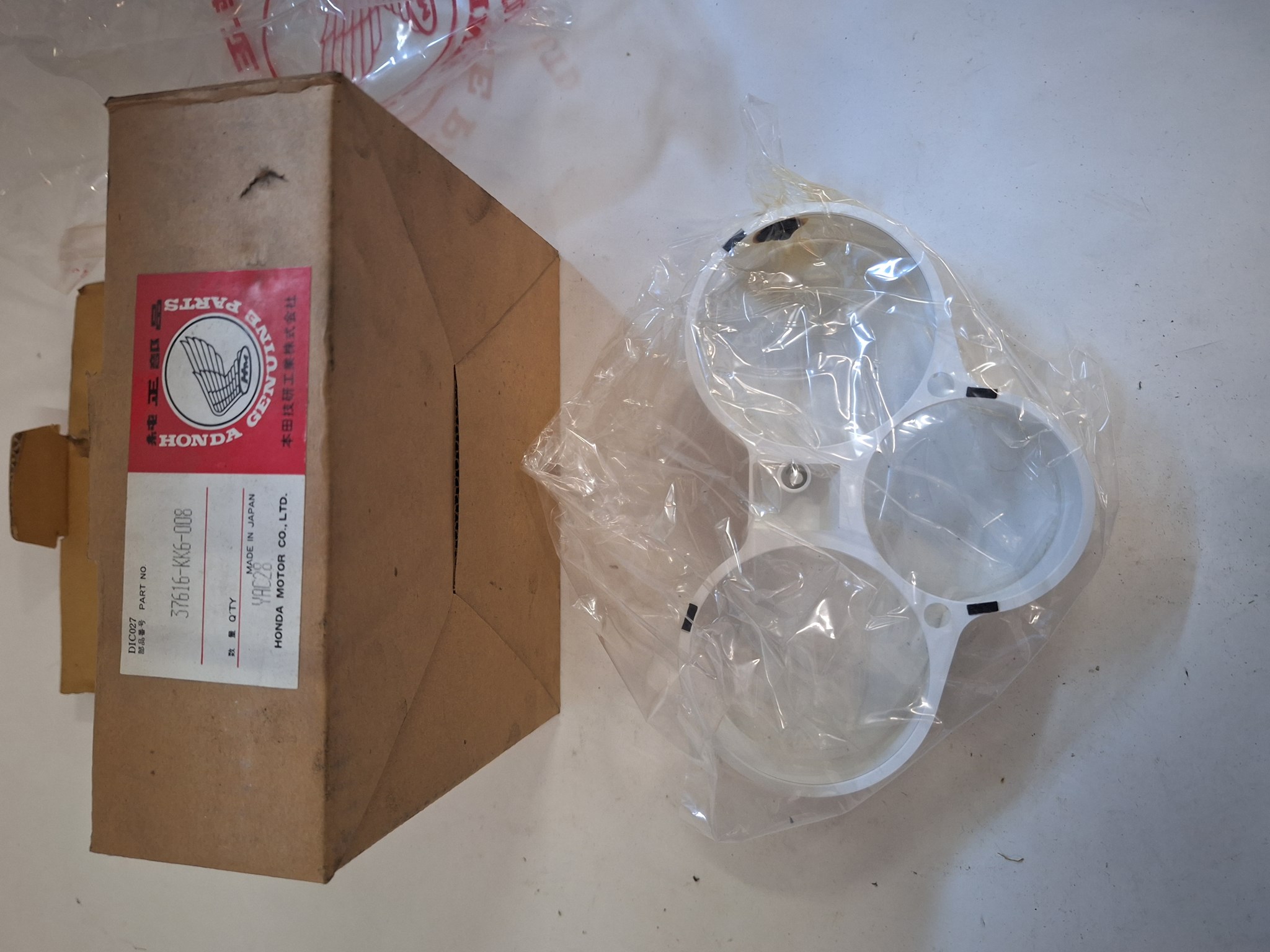 Picture of CASE,INNER  37616-KK6-008